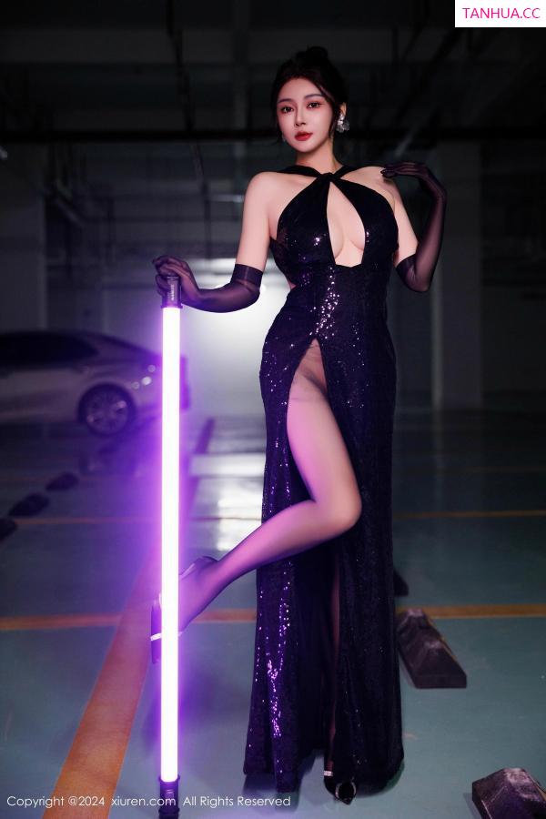 凯竹Vision 萌尤星凯竹 [XiuRen]高清写真图 2024.11.27 No.9512 凯竹Quinn 黑丝美臀第6张图片
